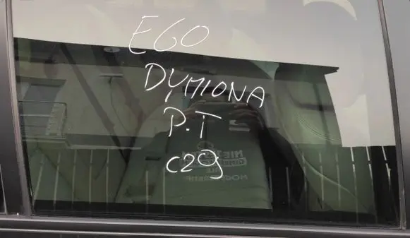 BMW 5 E60 E61 Sliding door window/glass 