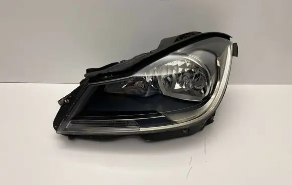 Mercedes-Benz C W204 Headlight/headlamp A2048209559 LE09A6219