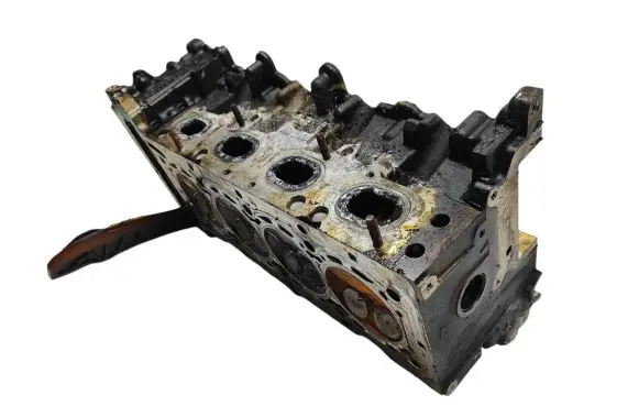 Mercedes-Benz CLA C117 X117 W117 Engine head 9105810072C