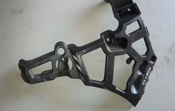 Renault Megane III Rear bumper mounting bracket 850440006R