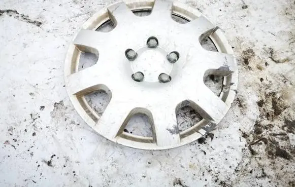 Ford Galaxy R15 wheel hub/cap/trim 829029082902 8290-29082902