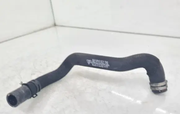 Porsche Taycan 9J1 Engine coolant pipe/hose 9J1815572