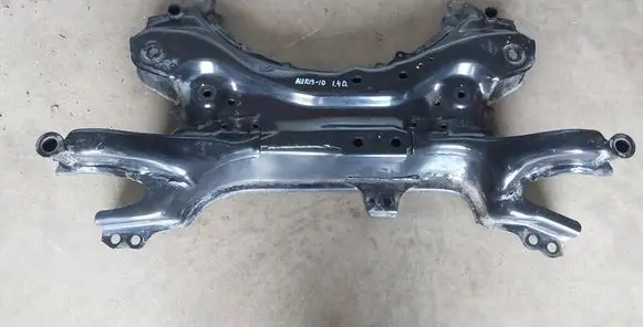 Toyota Auris 150 Front subframe