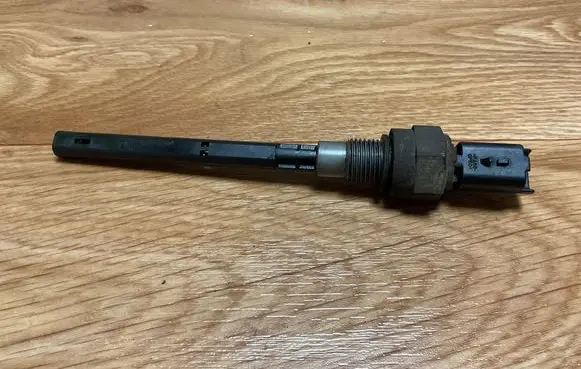 Peugeot Expert Oil level sensor 9663516580