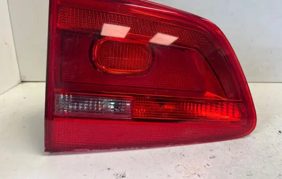 Volkswagen Touran II Tailgate rear/tail lights 1T0945093 002024