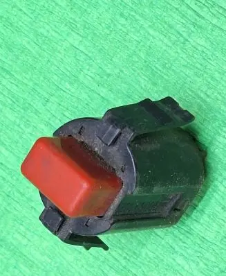 Opel Kadett D Hazard light switch 90069102