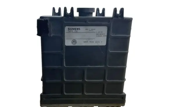Volkswagen PASSAT B4 Engine control unit/module 037906024 5WP4152