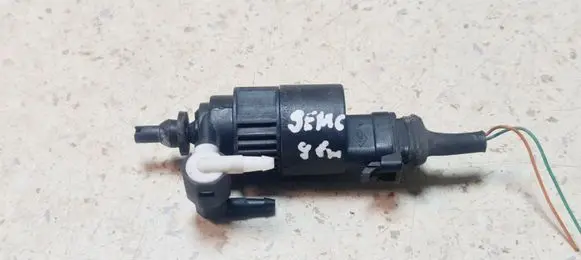 Renault Scenic I Windscreen/windshield washer pump 7700821782