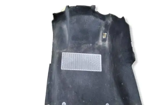 Mercedes-Benz E W211 Front floor carpet liner A2116800140
