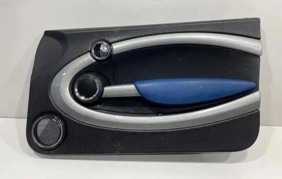 Mini One - Cooper Coupe R56 Front door card panel trim 2785654