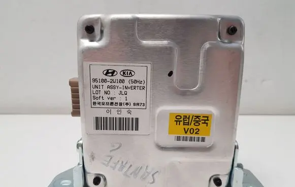 Hyundai Santa Fe Voltage converter inverter 951002W100