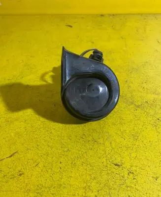 Volkswagen Golf VI Horn signal RZ4R5P2K6