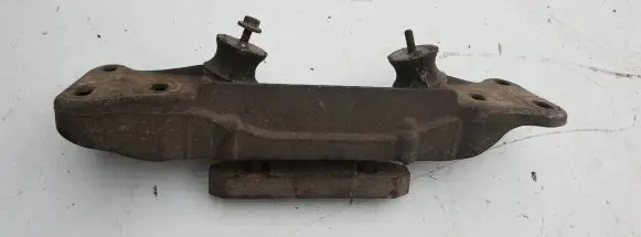 BMW 5 E34 Gear shift cable bracket 