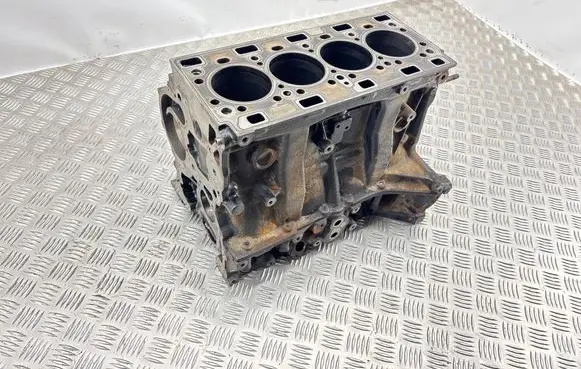 Renault Espace IV Engine block 8200341112 G9tk7430 C0161440