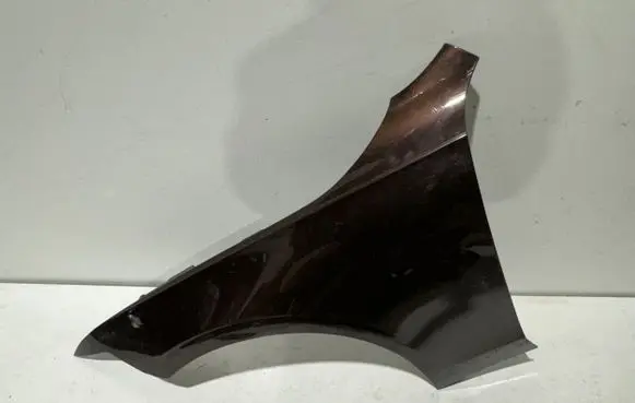 Volvo S90, V90 Fender