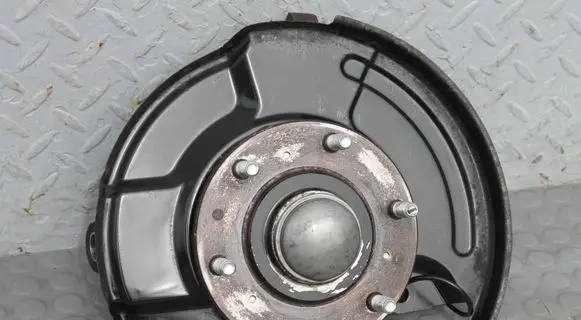 Mitsubishi L200 Front wheel hub spindle knuckle MITSUBISHIMR992377 MR992377 MR992374