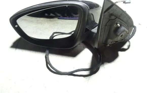Front door electric wing mirror