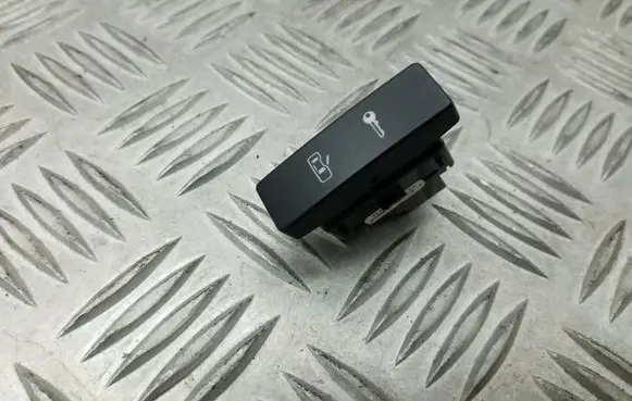 Volkswagen Touareg I Central locking switch button 7L6962125