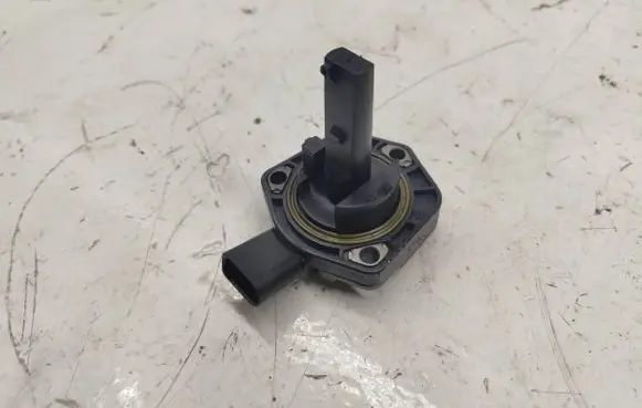Volkswagen PASSAT B6 Oil level sensor 1J0907660C 6PR00807903