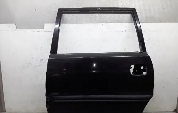 KIA Joice Rear door