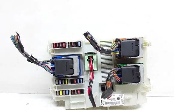 Volvo S60 Fuse module 31327996 31327996AA BG9T14C256GA