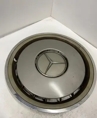 Mercedes-Benz E W124 R15 wheel hub/cap/trim 1244010924 7273200