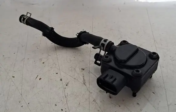 Toyota Avensis T250 Exhaust gas pressure sensor 8948020030