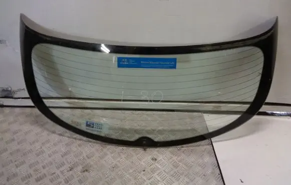 Hyundai i30 Rear windscreen/windshield window 43R000381