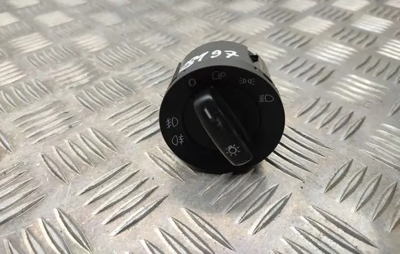 Volkswagen PASSAT B6 Light switch 1K0941431N