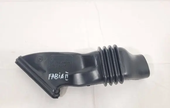Skoda Fabia Mk2 (5J) Air intake hose/pipe 5J0819347 CZS09 P0115850