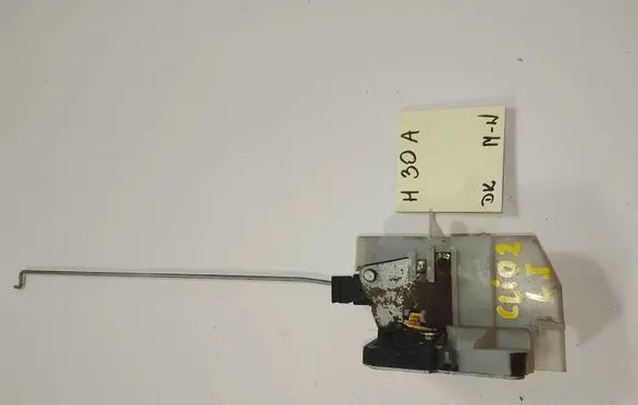 Renault Clio II Rear door lock 65545455