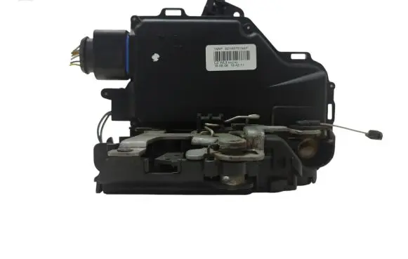 Skoda Octavia Mk2 (1Z) Front door lock 3D1837015AP A02740