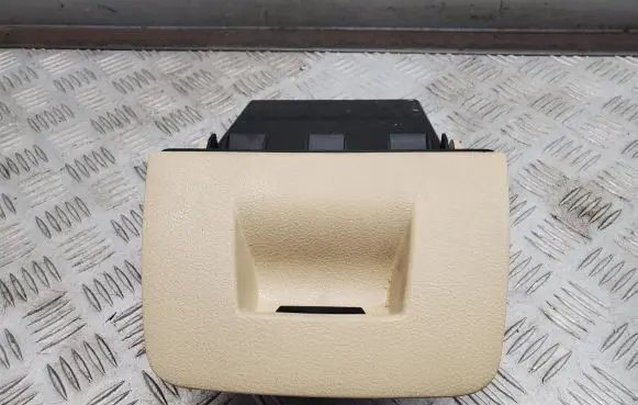 BMW 3 F30 F35 F31 Dashboard storage box/compartment 9218529
