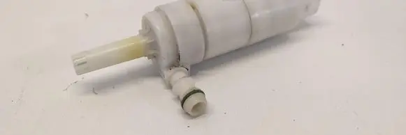 Mercedes-Benz E W211 Windscreen/windshield washer pump