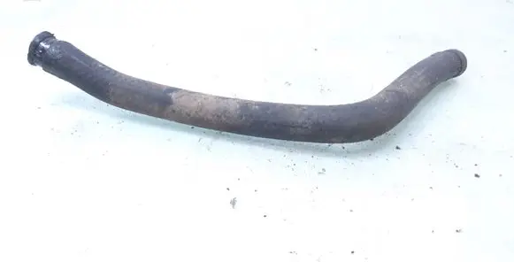 Volkswagen PASSAT B5 Engine coolant pipe/hose