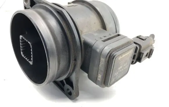 Volkswagen Golf VI Mass air flow meter 03L906461