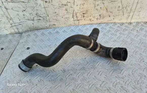 Mercedes-Benz GLE (W166 - C292) Engine coolant pipe/hose A1665000175