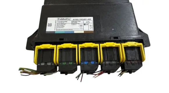 Ford Focus Comfort/convenience module AV6N19G481AM 5WK49778N