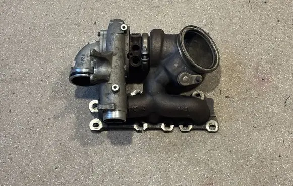 BMW M4 F82 F83 Turbo 7850279 7849651