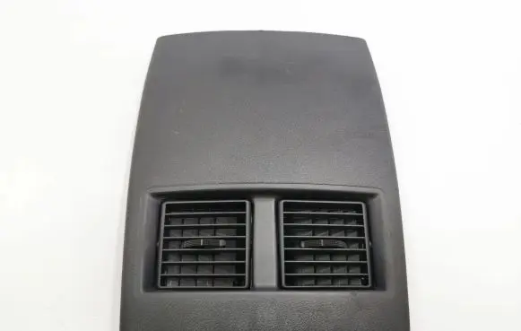Chrysler 300 - 300C Rear air vent grill 1060480TRMAA GP4081