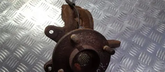 Mazda 2 Front wheel hub
