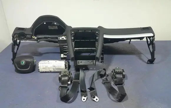 Skoda Octavia Mk2 (1Z) Dashboard 