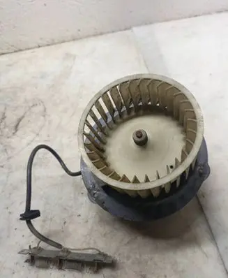 Mercedes-Benz W123 Heater fan/blower 1238201642