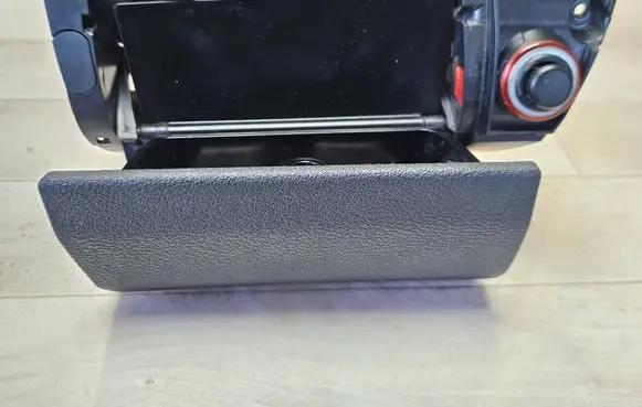 Volkswagen Touran I Car ashtray 1T1857961