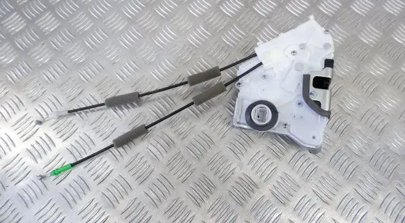 Toyota Yaris XP210 Front door lock 690400D320