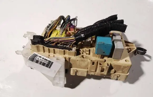 Toyota Corolla Verso AR10 Fuse box set 070425071143802