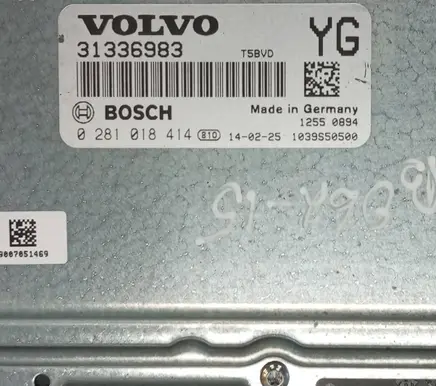 Volvo XC60 Engine control unit/module 31336983