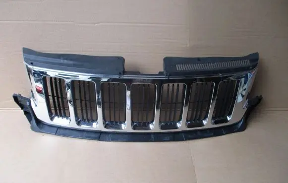 Jeep Grand Cherokee Front bumper upper radiator grill 55079377AD