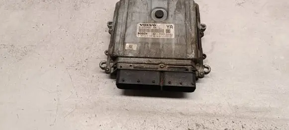 Volvo XC90 Engine control unit/module 31272462 1039S18372 0281012765