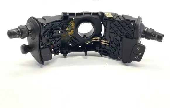 Wiper turn signal indicator stalk/switch